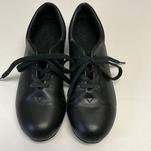 COPY - Tap shoes
